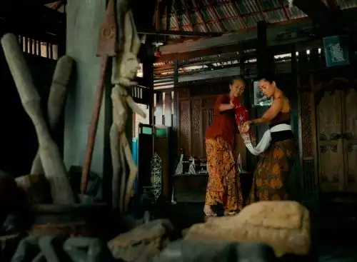 MamakuE28093VanJakartatotdeMolukken_134256474151969214_big-cine_deskt.webp