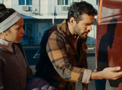 Passenger_134229730560809617_big-cine_deskt.webp