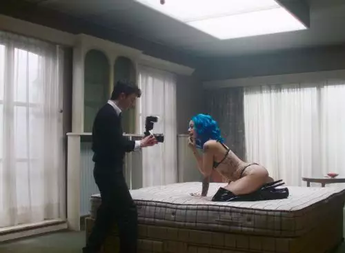 TrulyNaked_134217578508970707_big-cine_deskt.webp