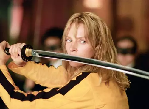 KillBillTheWholeBloodyAffair_134229563238723538_big-cine_deskt.webp