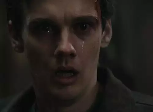 EvilDeadBurn_134263237565530746_big-cine_deskt.webp